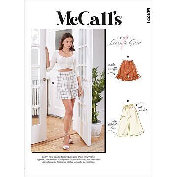McCall´s 8221 - Shorts - Dam